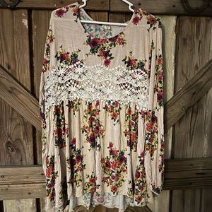 Women’s long sleeve shirt size 1X